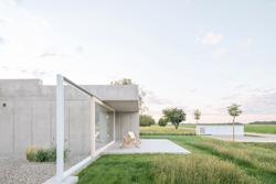 House on the Edge of the Plain, Murska Sobota